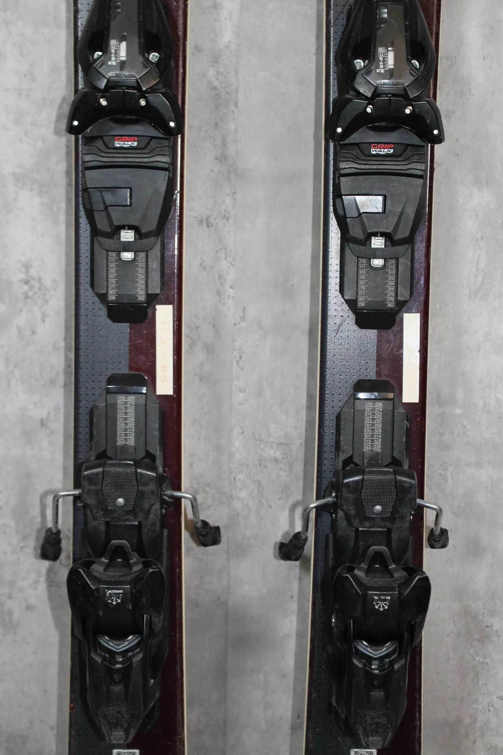 Demo/Used - Head V Shape V10 2020 - Image 4