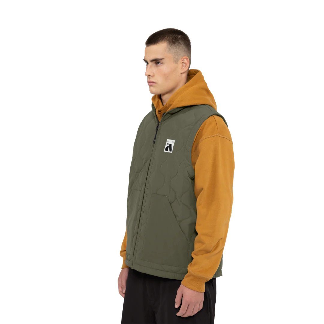 Armada Yowler Vest - Image 2